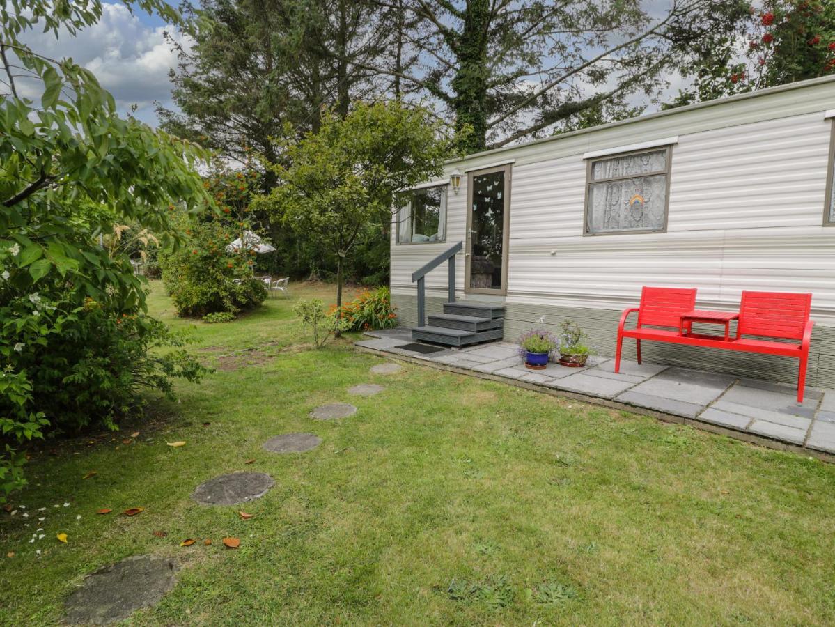 Fron Dderw Caravan Holyhead Ngoại thất bức ảnh