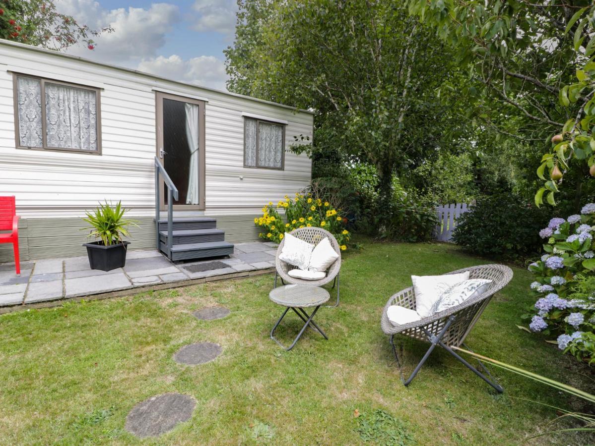 Fron Dderw Caravan Holyhead Ngoại thất bức ảnh