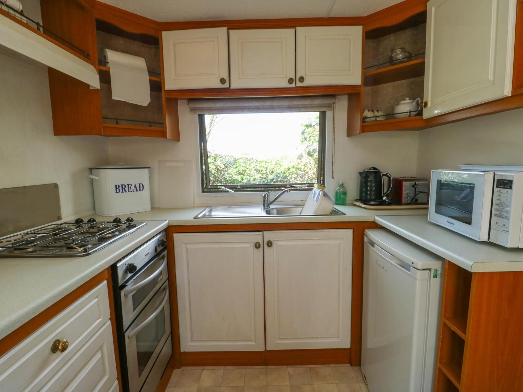 Fron Dderw Caravan Holyhead Ngoại thất bức ảnh