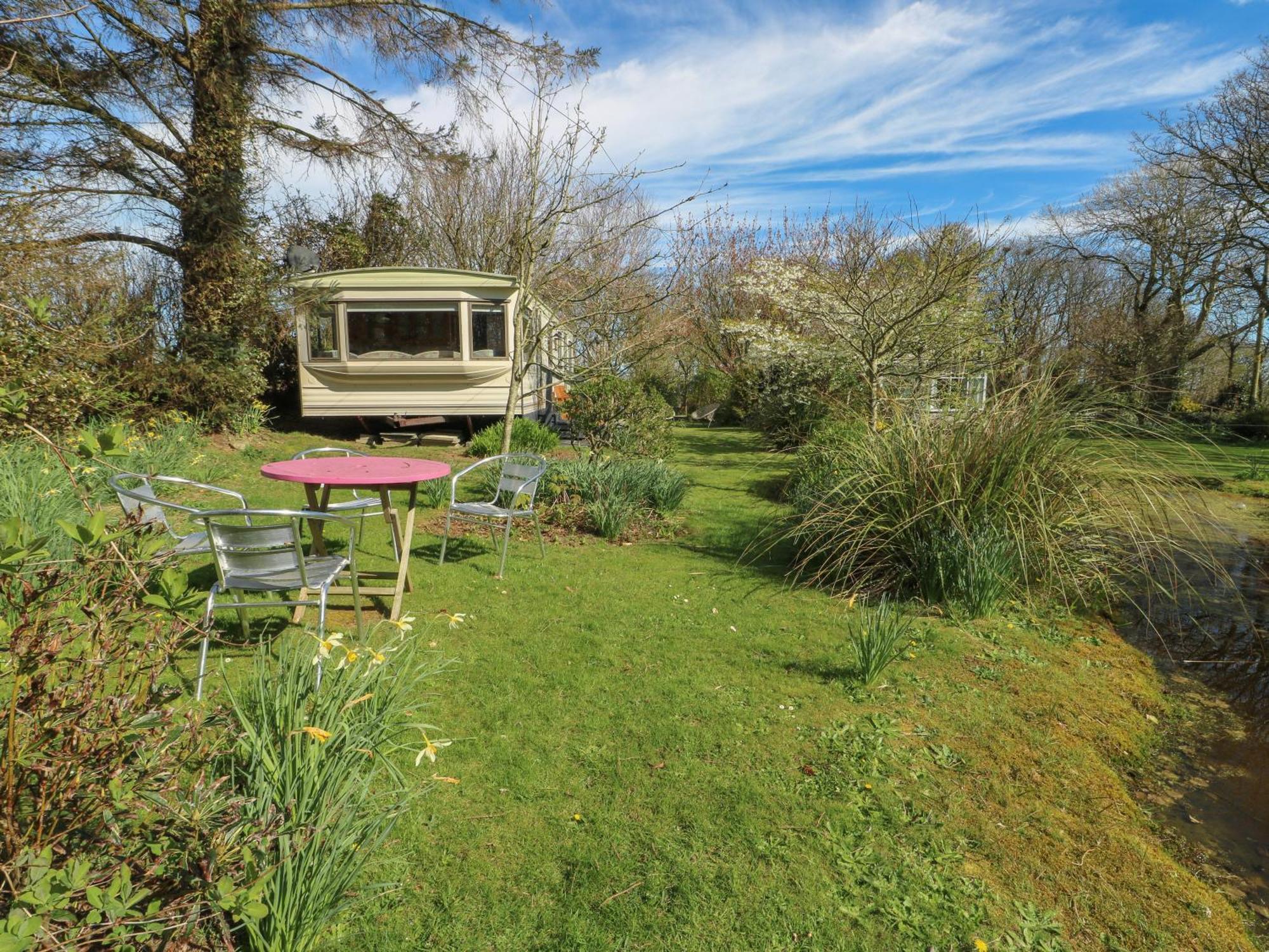 Fron Dderw Caravan Holyhead Ngoại thất bức ảnh
